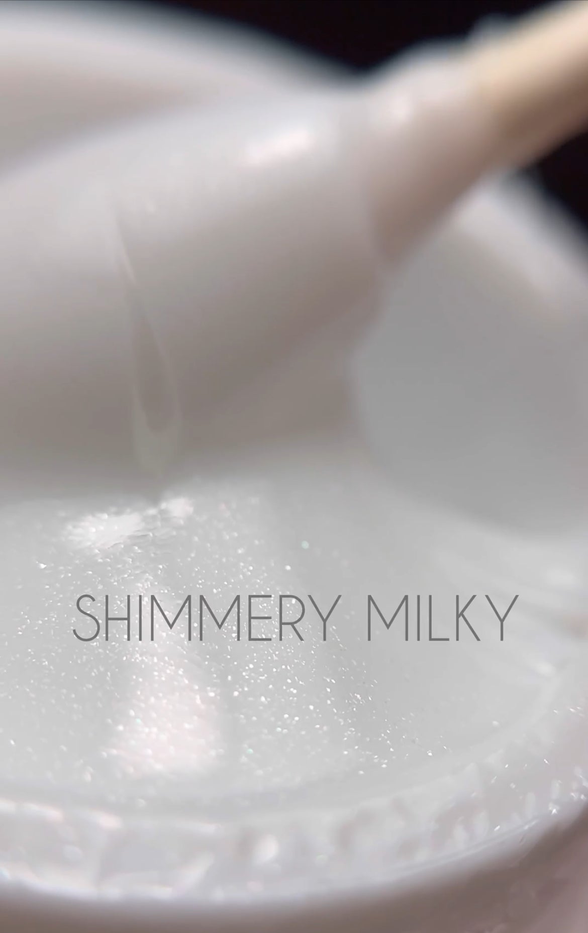 Loona Builder- Shimmery Milky